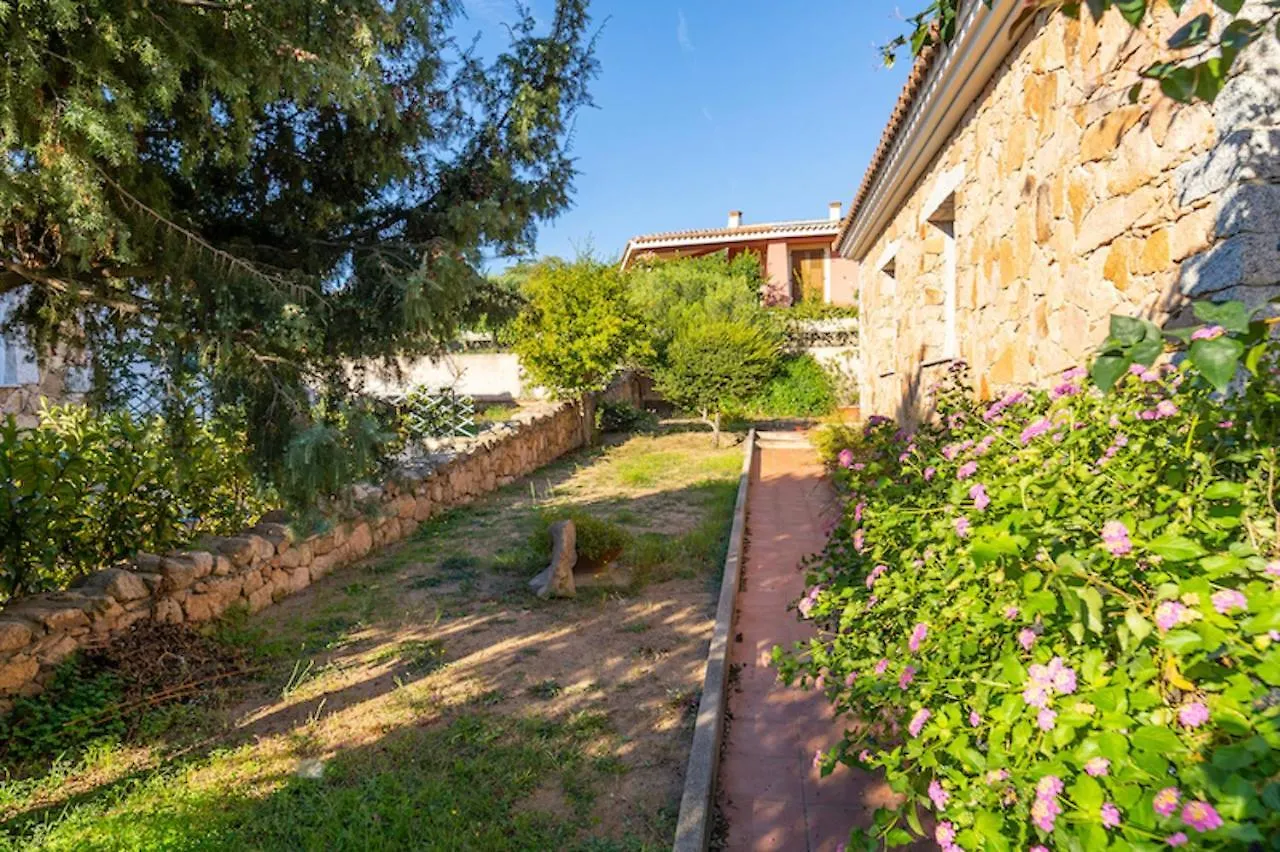 Iss Travel, L'Uddastru Panoramic Apartments - With Private Outdoor Terrace San Teodoro  Aparthotel